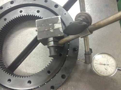 precision slewing bearing