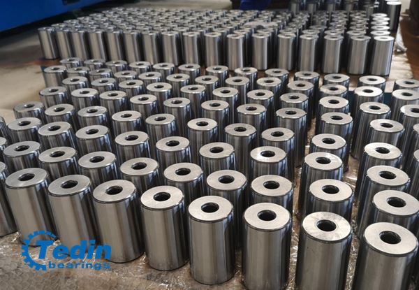 Industrial Bearings 15 Industrial Bearings 15
