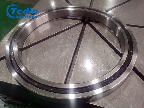 Deep Groove Ball Bearings 618/600 P42